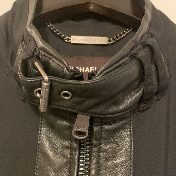 Michael Kors men light jacket used once looks new with some leather design - Picture 3 of 12